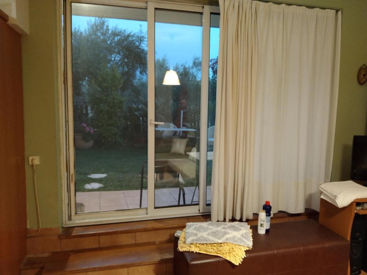 Villa Ησυχες Διακοπες Kalamata Exterior foto